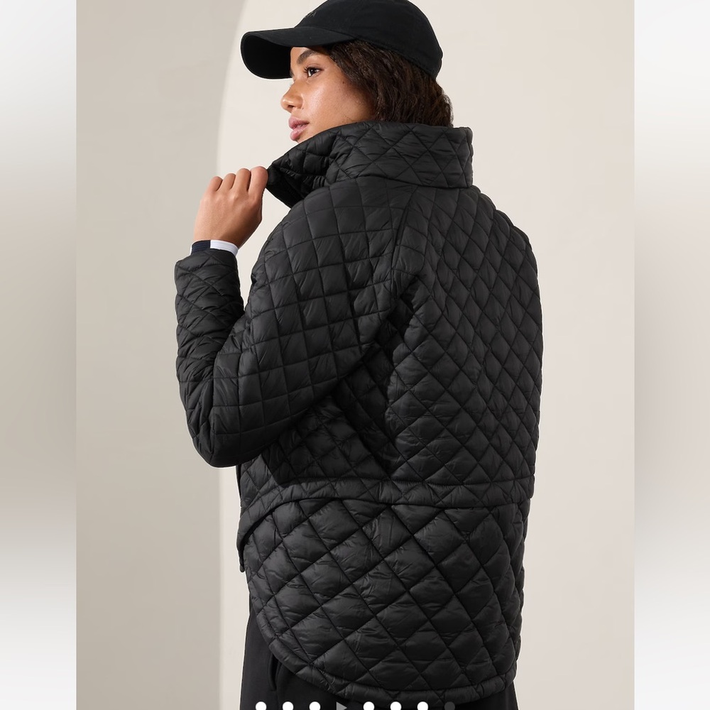 NWOT - Athleta Women’s Whisper Featherless Puffer Jacket - Picture 5 of 13